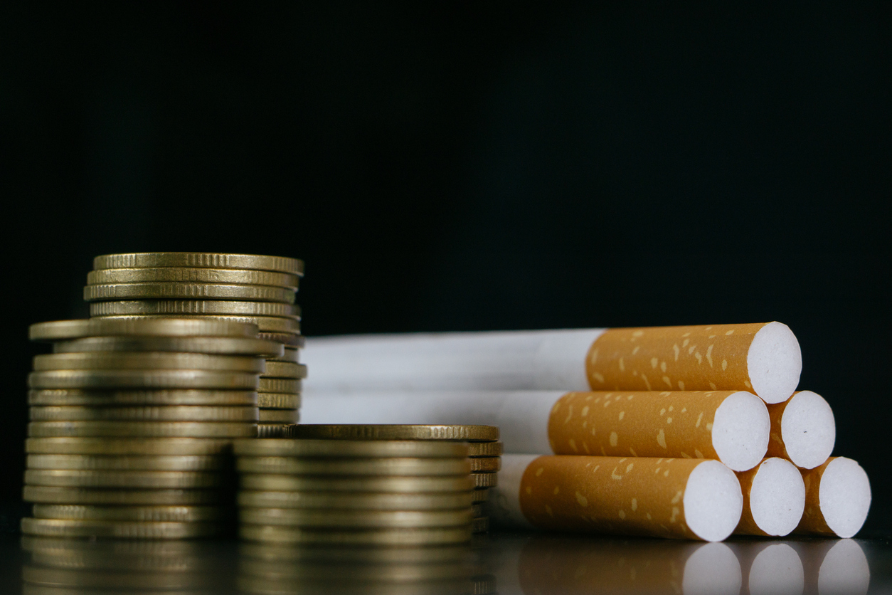 El consumo de tabaco empuja a los hogares a la pobreza